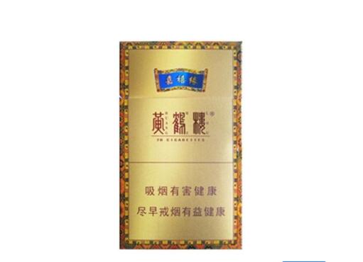 根据中国海关的规定，个人携带入境的烟草制品有严格的限制。以下是关于异地携带进口香烟的基本规定